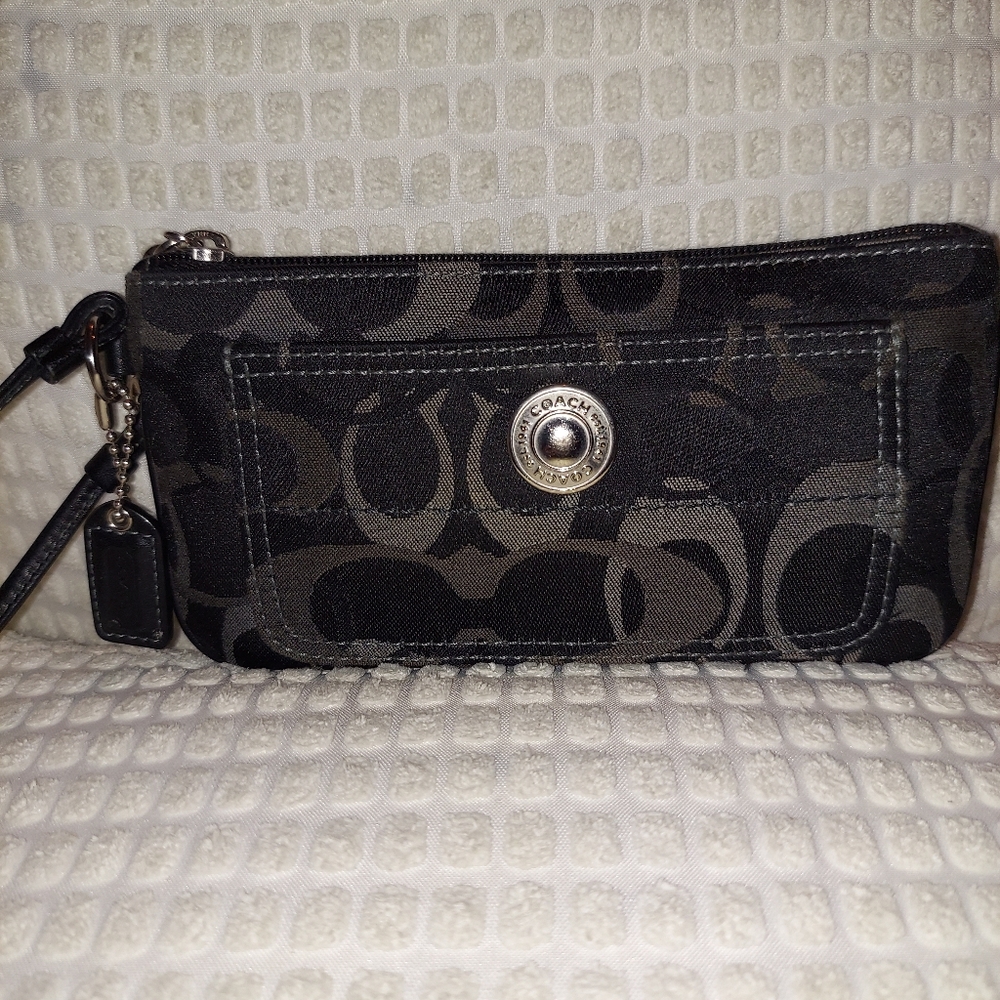 Coach Signature Black & Grey Large Wrislet - Picture 3 of 12